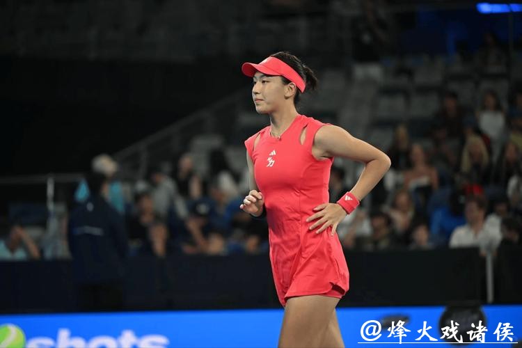 澳网｜手握“死亡签表”却一路连克强敌，王欣瑜在最不擅长的赛场闯入十六强